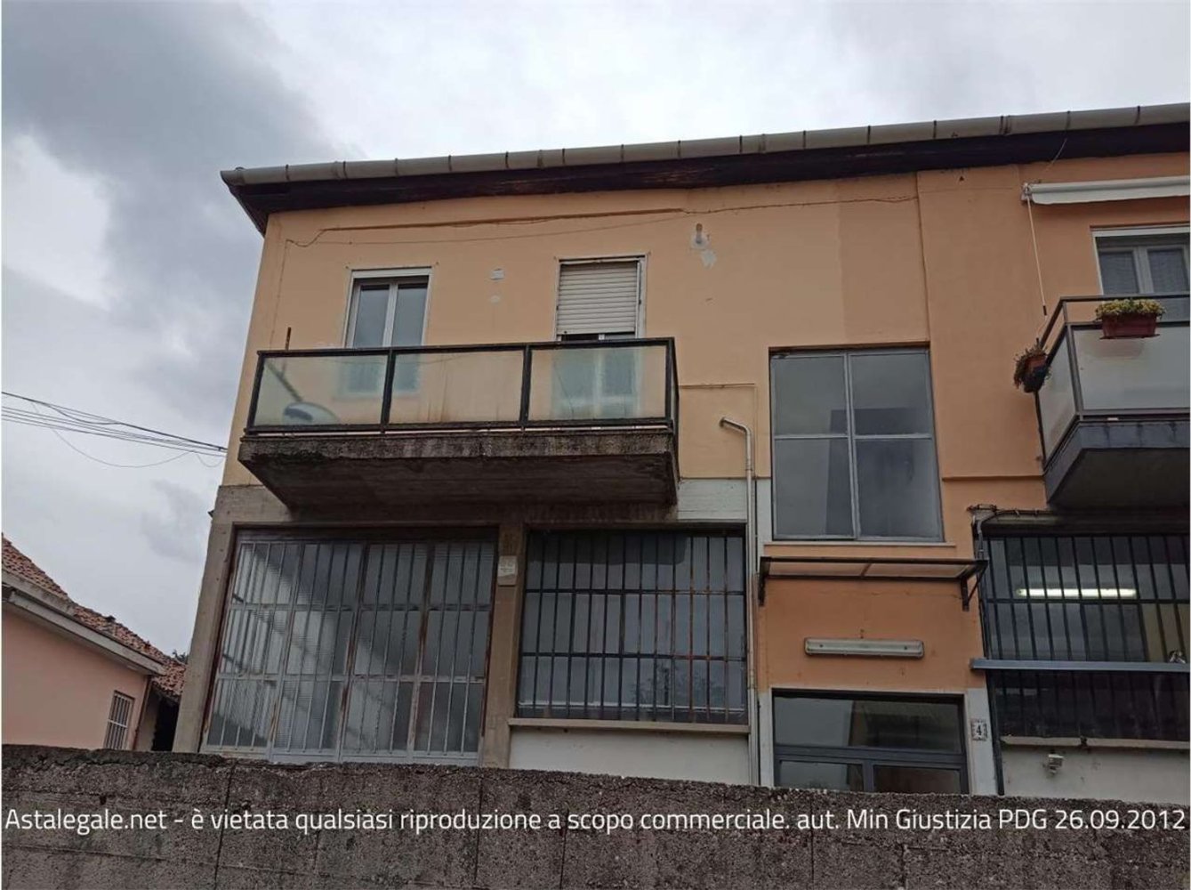 Квартира с 3 комнатами в Павия, Италия № 180454