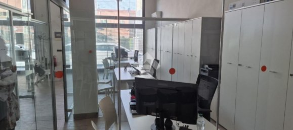 3 rooms Apartment in Ferrara, Italy No. 356140 3