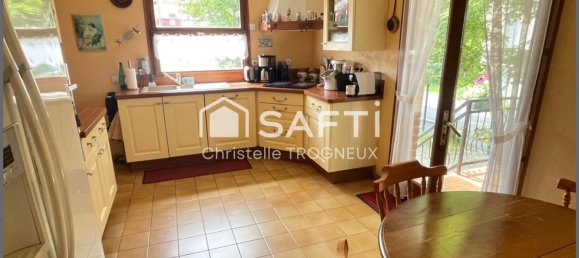 Villa de 5 dormitorios en Amiens, France No. 243015 12