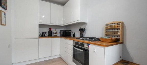 1 bedroom Apartment in Stamford Hill, United Kingdom No. 4607 2