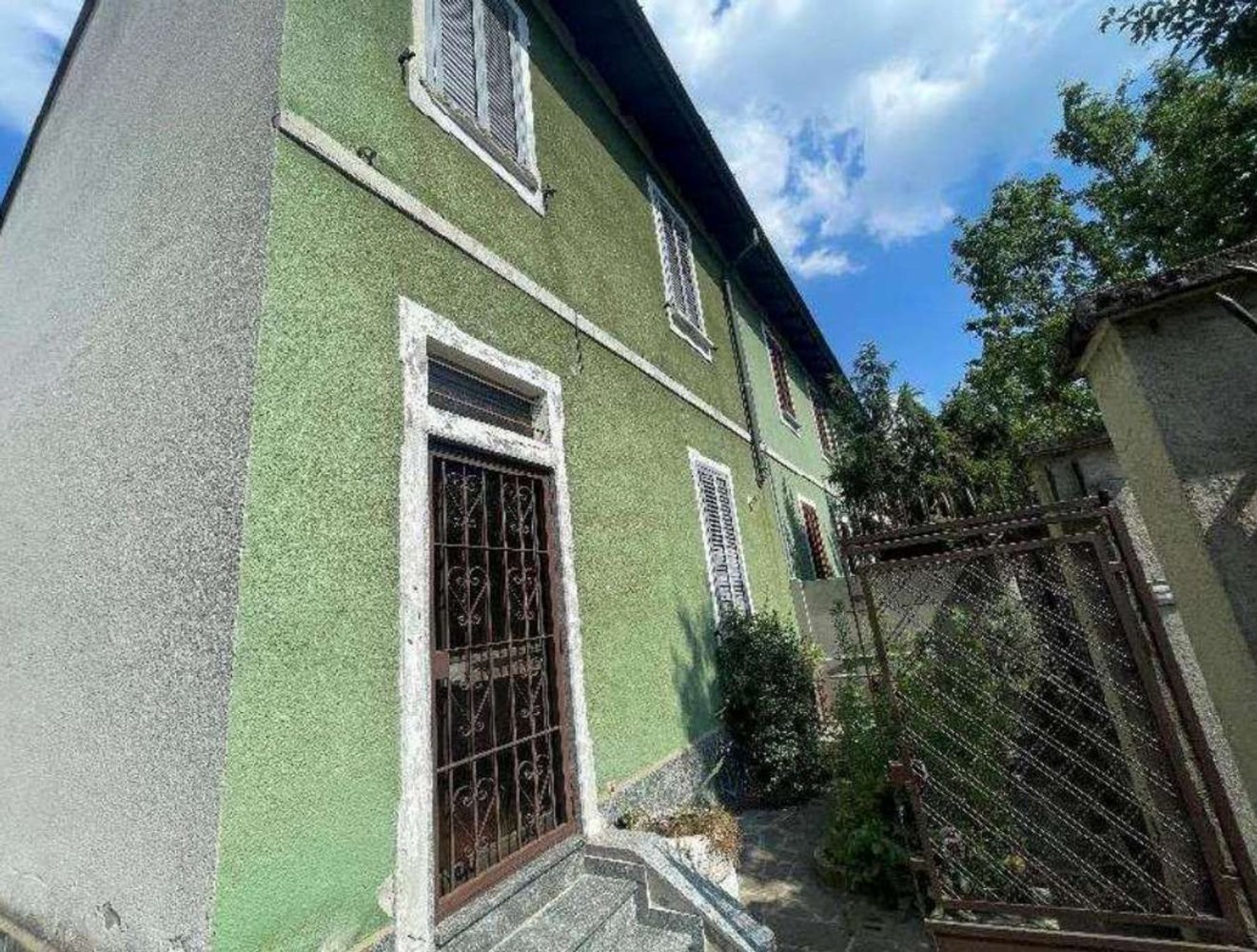 7 rooms House in Corsico, Italy No. 307147