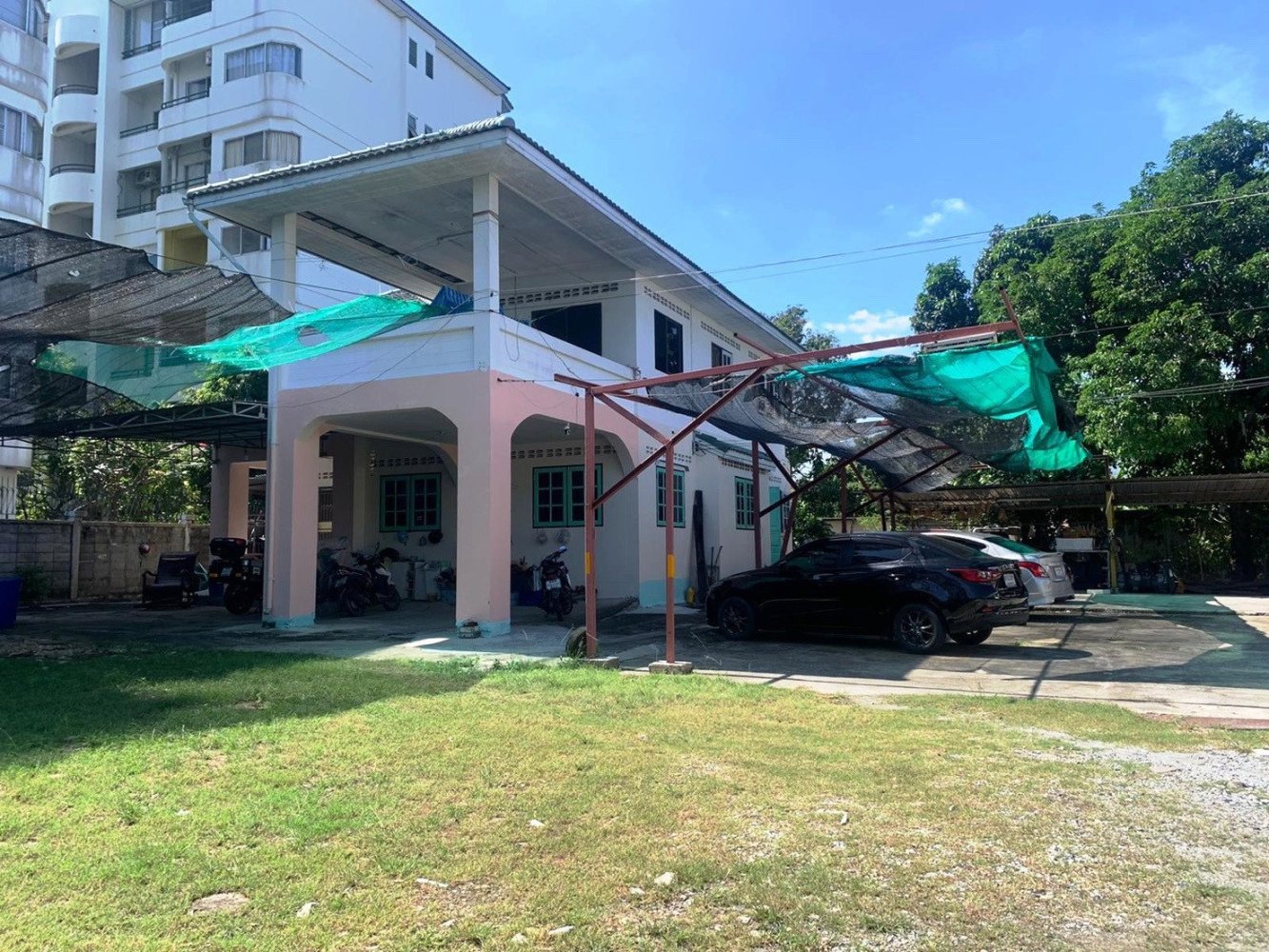 4 bedrooms Cafe / restaurant in Bangkok, Thailand No. 6516