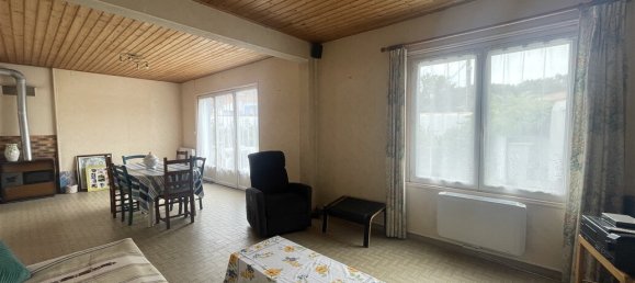 3 Schlafzimmer Haus in Vendee, France, Nr. 281242 4