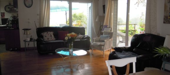 Casa de 3 dormitorios en Bogny-sur-Meuse, France No. 73477 3