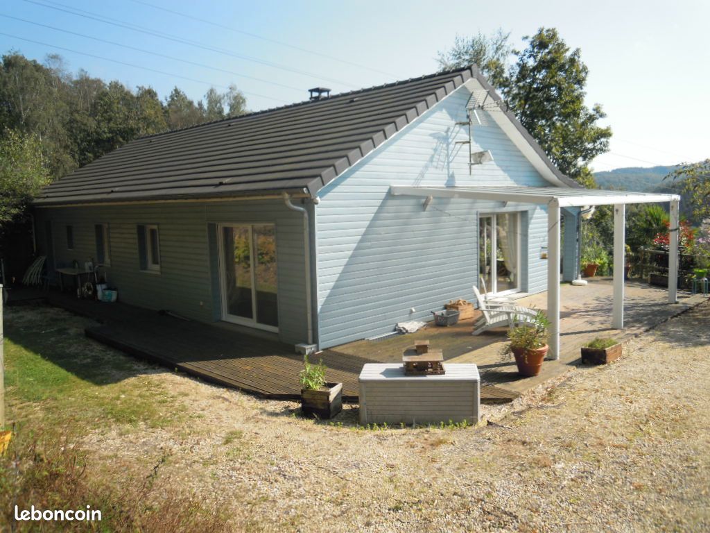 Casa de 3 dormitorios en Bogny-sur-Meuse, France No. 73477