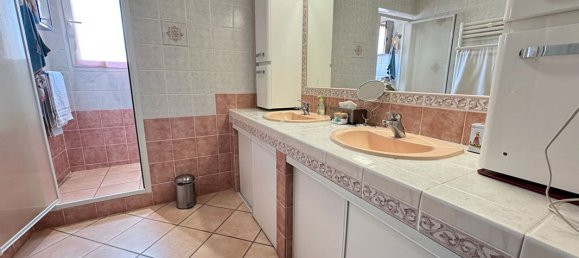 4 bedrooms Villa in Pia, France No. 338361 14