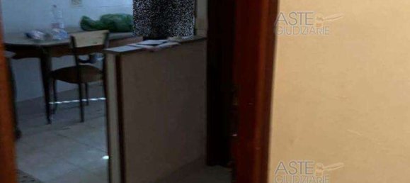 2-salle Appartement à Roviano, Italy No. 186198 13