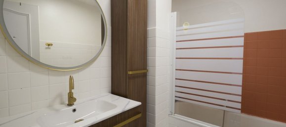 2 bedrooms Apartment in Marseille, France No. 334775 12