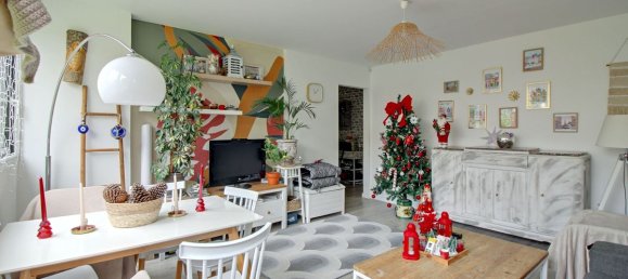 3 bedrooms Apartment in Poissy, France No. 163757 2