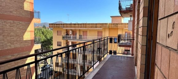 5 غرف نوم شقة في San Nicola la Strada, Italy رقم 316608 26