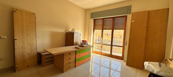 5 غرف نوم شقة في San Nicola la Strada, Italy رقم 316608 20