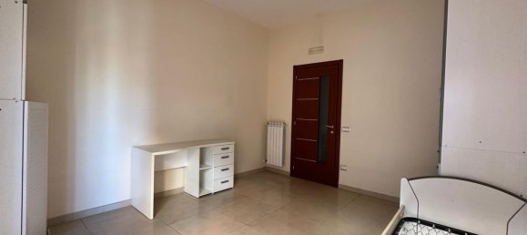 5 غرف نوم شقة في San Nicola la Strada, Italy رقم 316608 12