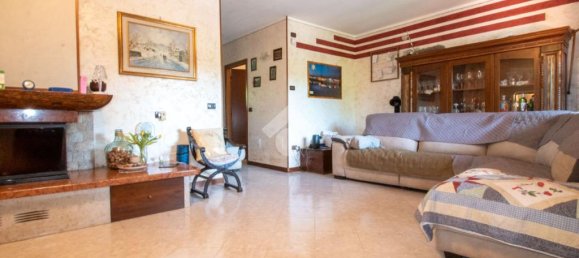 3 bedrooms Villa in Calvagese della Riviera, Italy No. 142850 6