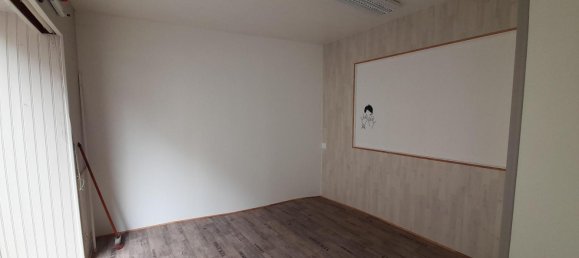 Edificio en Le Blanc, France 62 m² No. 250392 3