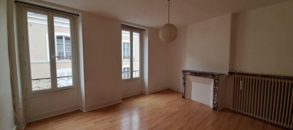 Edificio en Le Blanc, France 62 m² No. 250392 8
