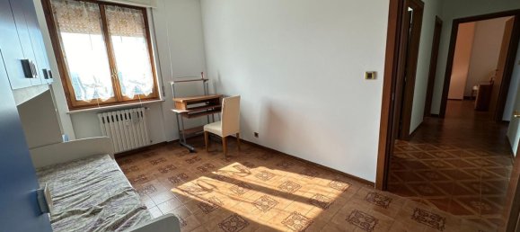 5 rooms Apartment in Novi Ligure, Italy No. 160682 17