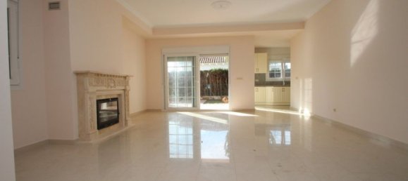 4 bedrooms House in Alicante, Spain No. 128862 3