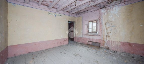 7 rooms House in Sant'Anna d'Alfaedo, Italy No. 135253 10