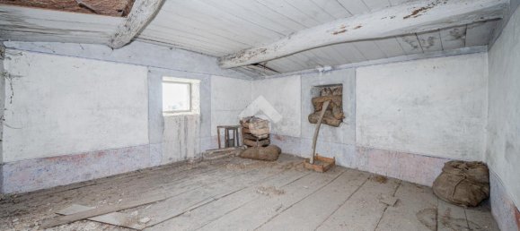 7 rooms House in Sant'Anna d'Alfaedo, Italy No. 135253 13