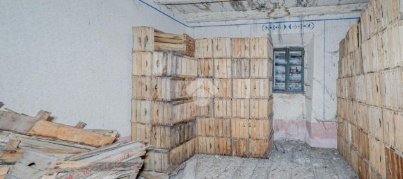 7 rooms House in Sant'Anna d'Alfaedo, Italy No. 135253 16