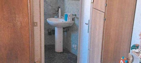 2 bedrooms Apartment in Ferrara, Italy No. 340704 14