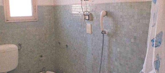 2 bedrooms Apartment in Ferrara, Italy No. 340704 11