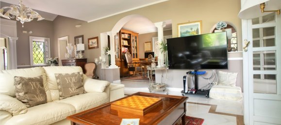 4 bedrooms Villa in Rome, Italy No. 60032 10