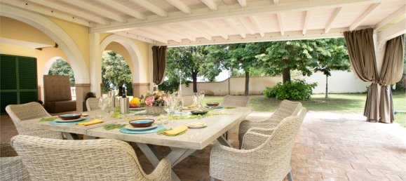 4 bedrooms Villa in Rome, Italy No. 60032 18