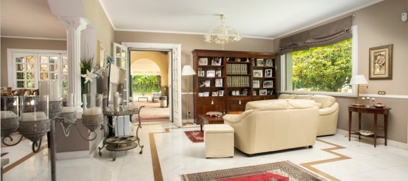 4 bedrooms Villa in Rome, Italy No. 60032 7