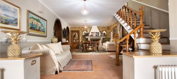 4 bedrooms Villa in Rome, Italy No. 60032 16