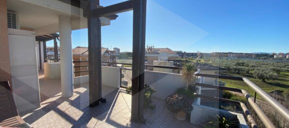 Apartamento de 6 habitaciónes en San Severo, Italy No. 25323 18