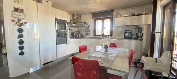 Apartamento de 6 habitaciónes en San Severo, Italy No. 25323 13