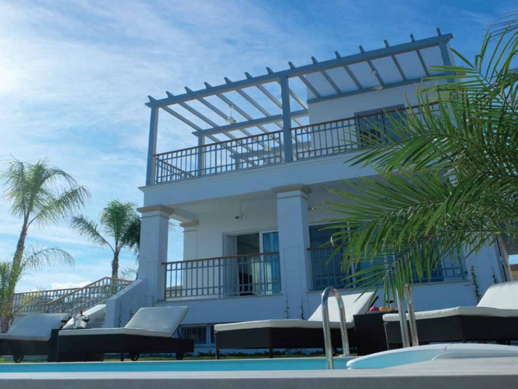 Studio in Nicosia, Cyprus No. 12315