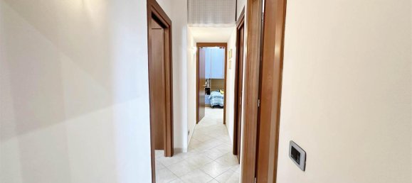 4-salle Penthouse à Gorizia, Italy No. 78267 8