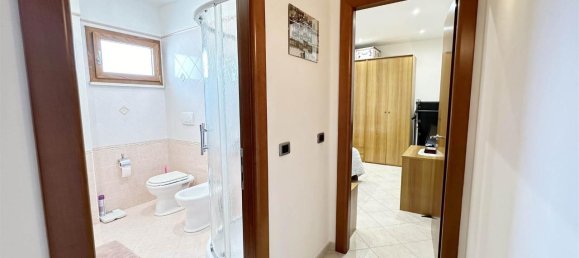 4-salle Penthouse à Gorizia, Italy No. 78267 11