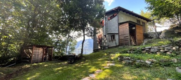 2 bedrooms House in Forcola, Italy No. 303501 3