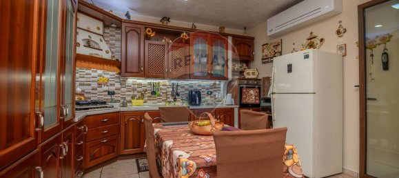 4 Schlafzimmer Villa in Melilli, Italy, Nr. 79791 11