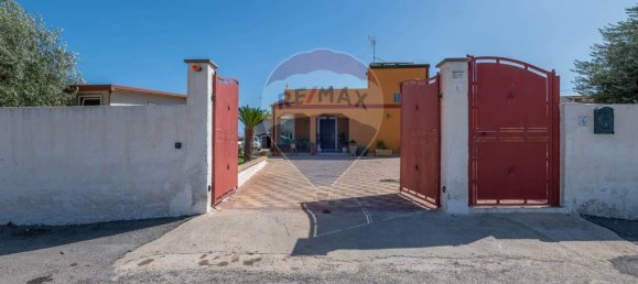 4 Schlafzimmer Villa in Melilli, Italy, Nr. 79791 3