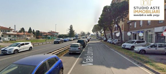 Apartamento de 3 habitaciónes en Usmate Velate, Italy No. 8563 20