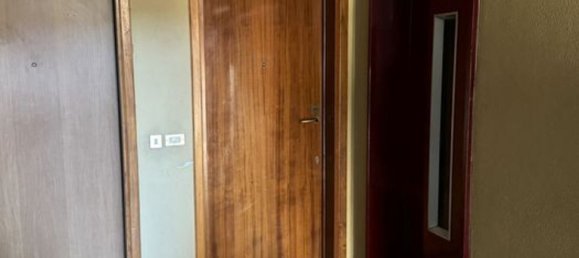 Apartamento de 3 habitaciónes en Usmate Velate, Italy No. 8563 7