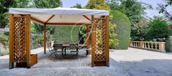 4 bedrooms House in Saint-Cloud, France No. 326235 3