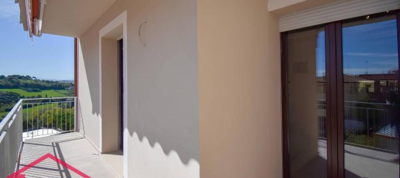 3غرفة شقة في Potenza Picena, Italy رقم 7625 19