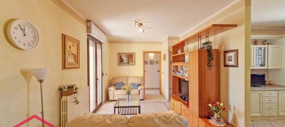 3غرفة شقة في Potenza Picena, Italy رقم 7625 26