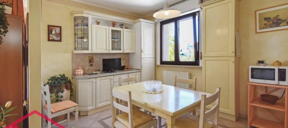 3غرفة شقة في Potenza Picena, Italy رقم 7625 22