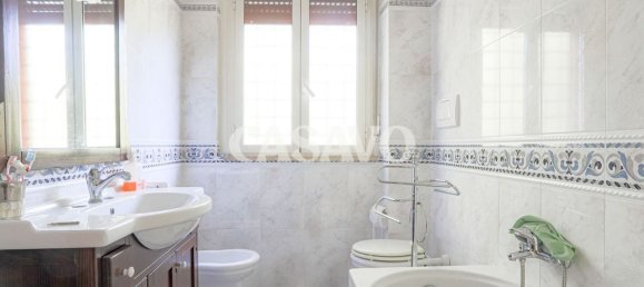 5 chambres Villa à Guidonia Montecelio, Italy No. 321791 32