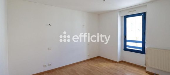 3 bedrooms House in Hennebont, France No. 311902 4