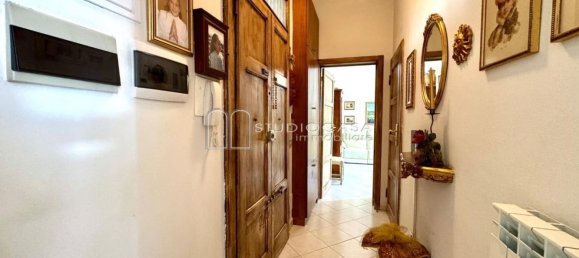 5 bedrooms Apartment in Pisa, Italy No. 342482 22