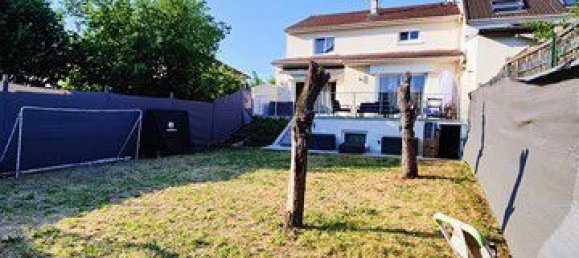 3 chambres Maison à Gagny, France No. 131663 2