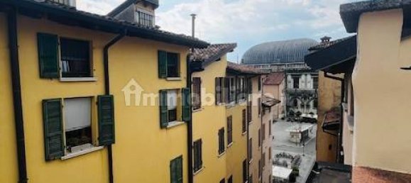 Studio in Brescia, Italy, Nr. 267442 26