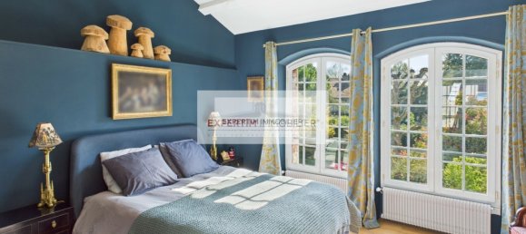 5 bedrooms House in Versailles, France No. 322549 7